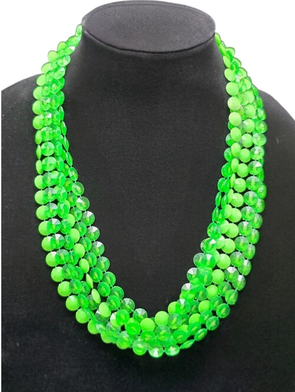 Vintage 60s 70s Mod Green 3 Strand Beaded Necklace 50.5"